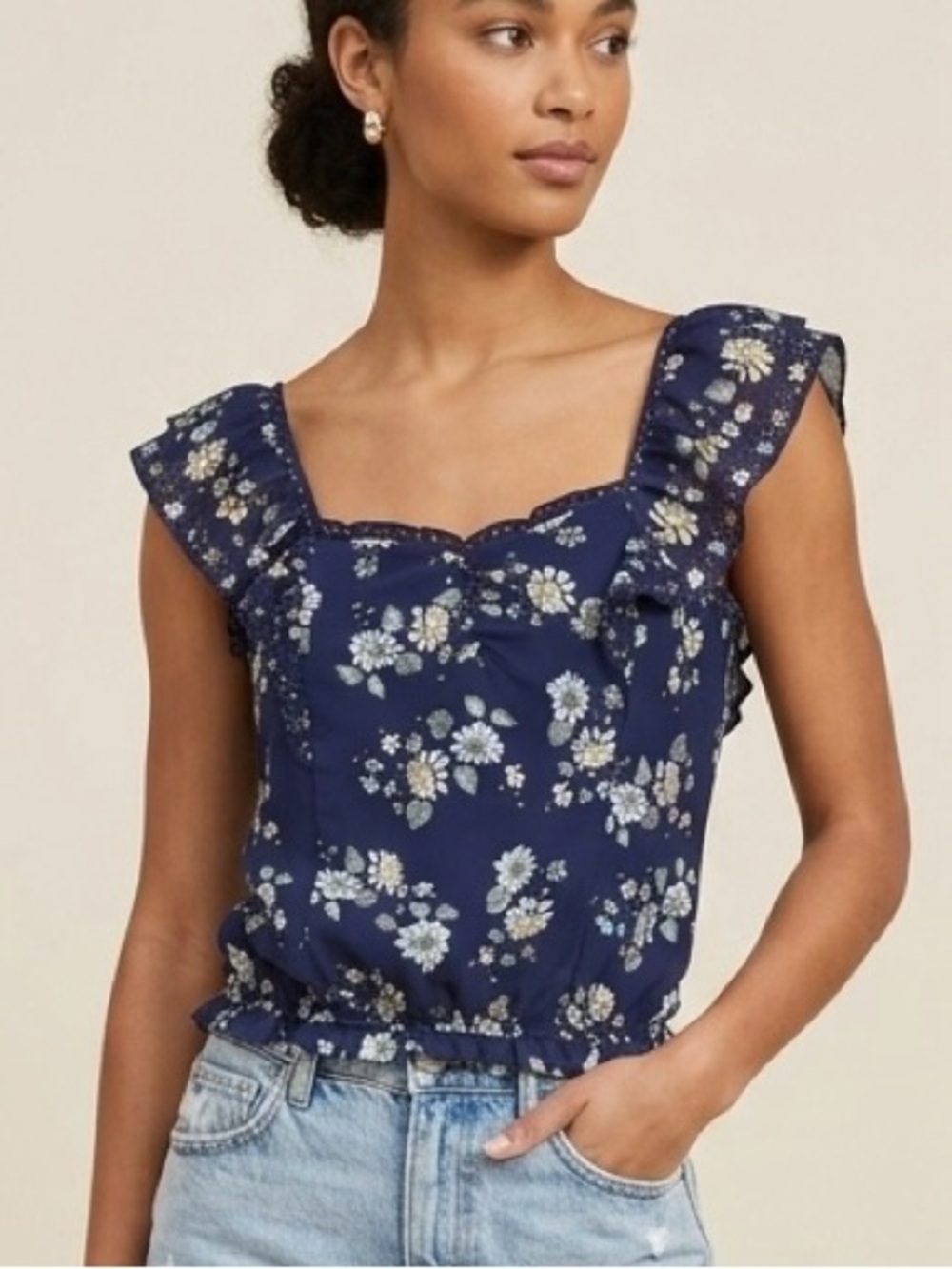 MAX STUDIO Floral Smocked Bubble Hem Flutter Sleeve Top Blue M